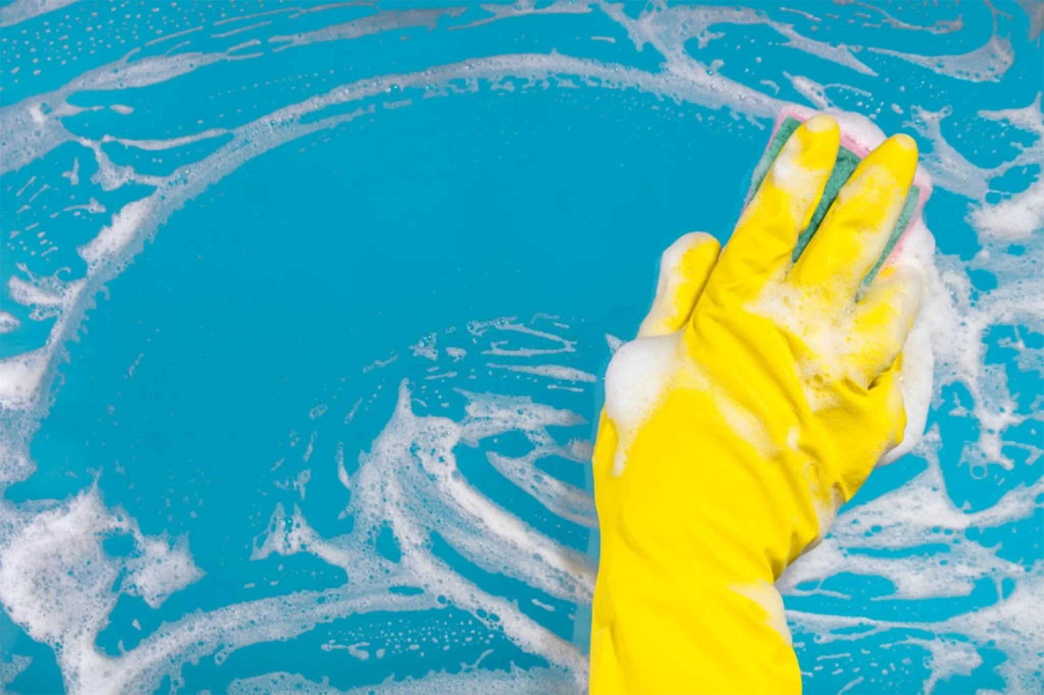 Scheduling Airbnb turnover cleaning between guests