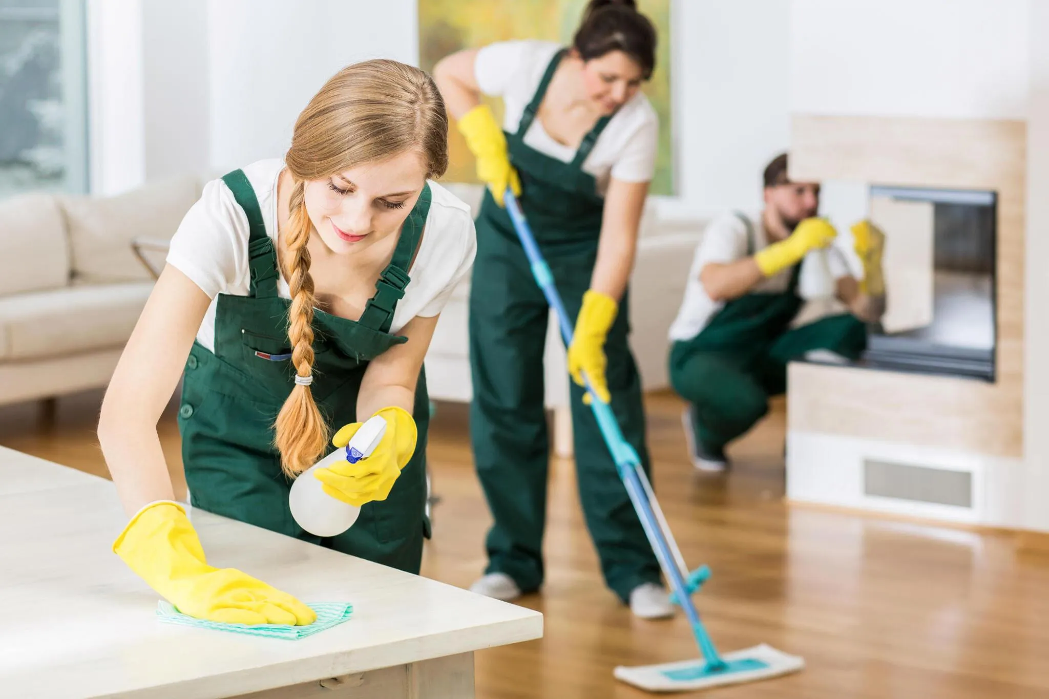 Daily and weekly janitorial service in Hendersonville, TN
