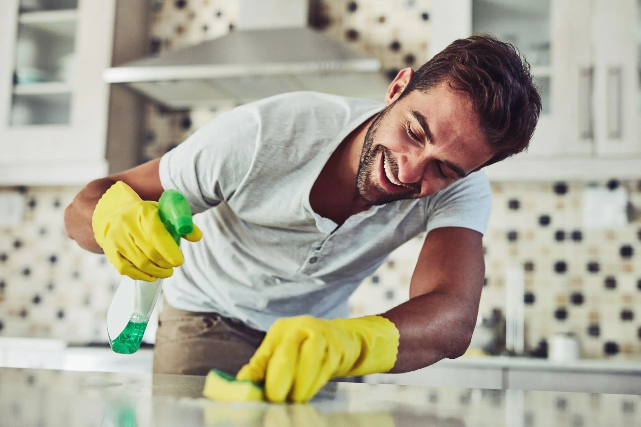 Scheduling deep cleaning service